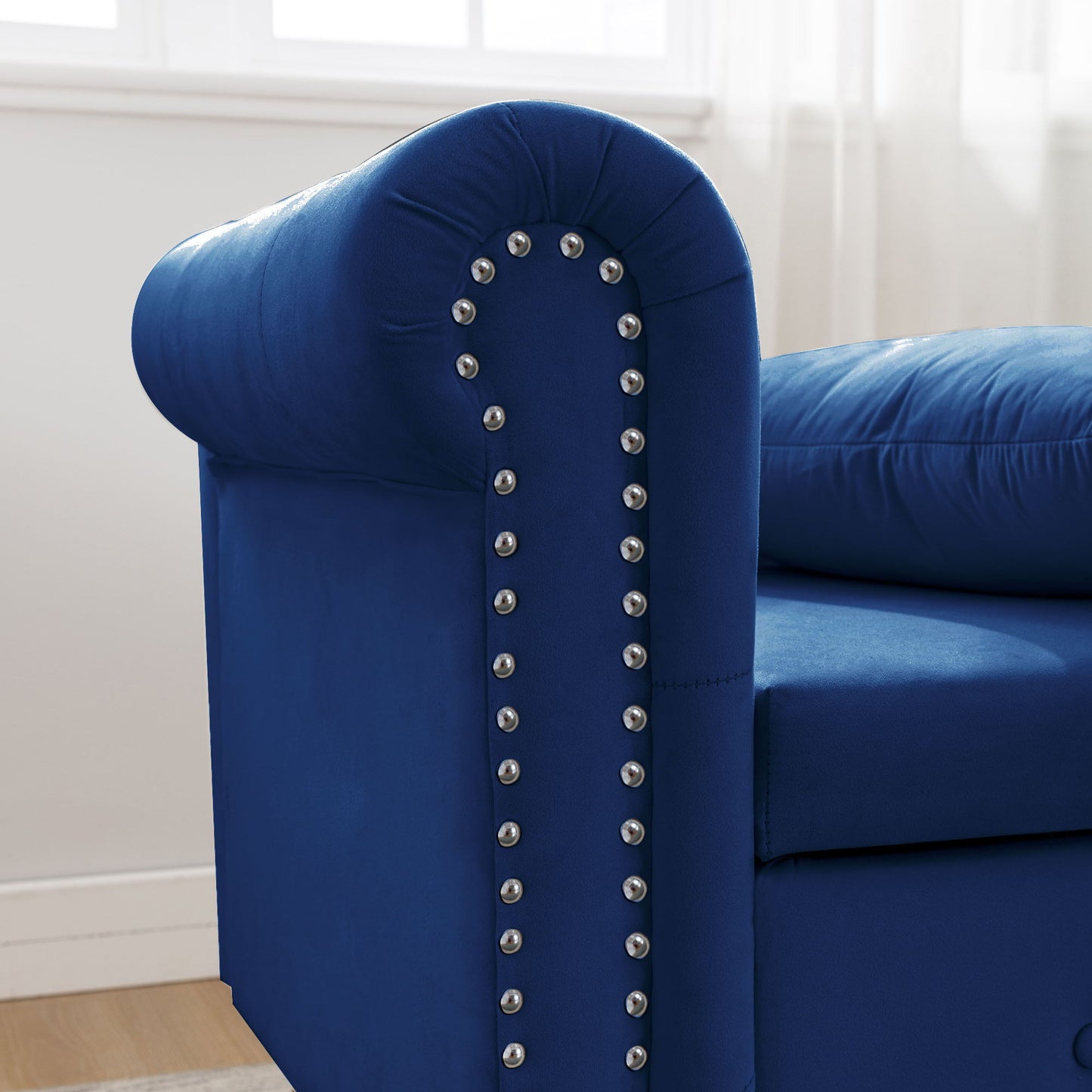 Chaise Lounge With Storage & Pillow