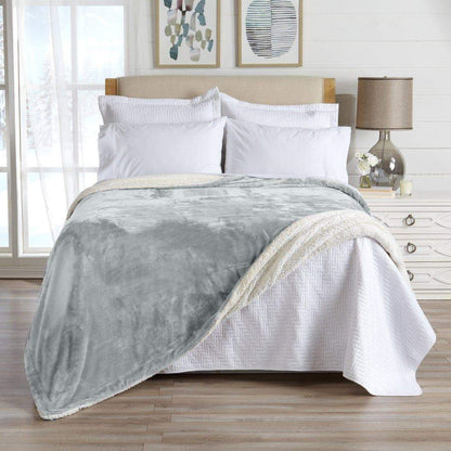 Sherpa Luxury Blanket