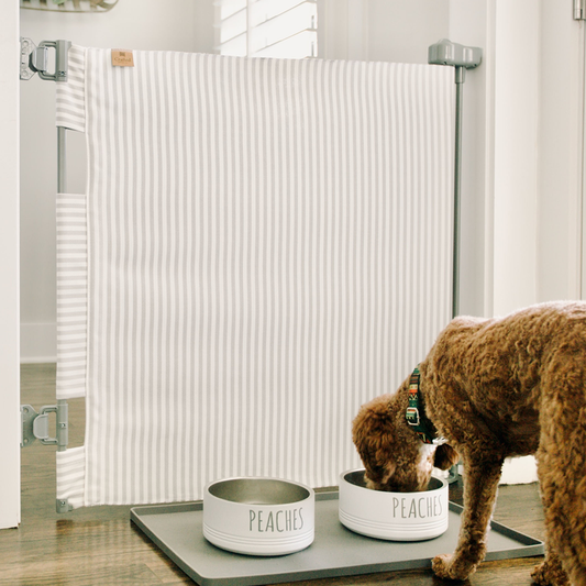 Baby/Toddler/Pet Safety Gate – Indoor/Outdoor from 27.6" to 55" wide and stand 33"