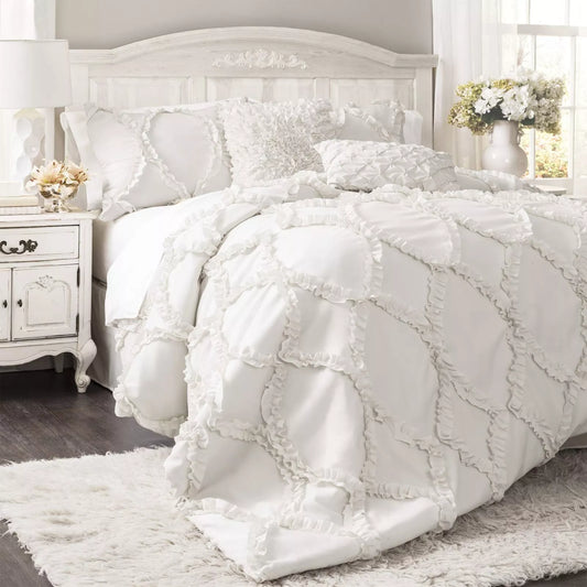 Three Piece King Comforter Set