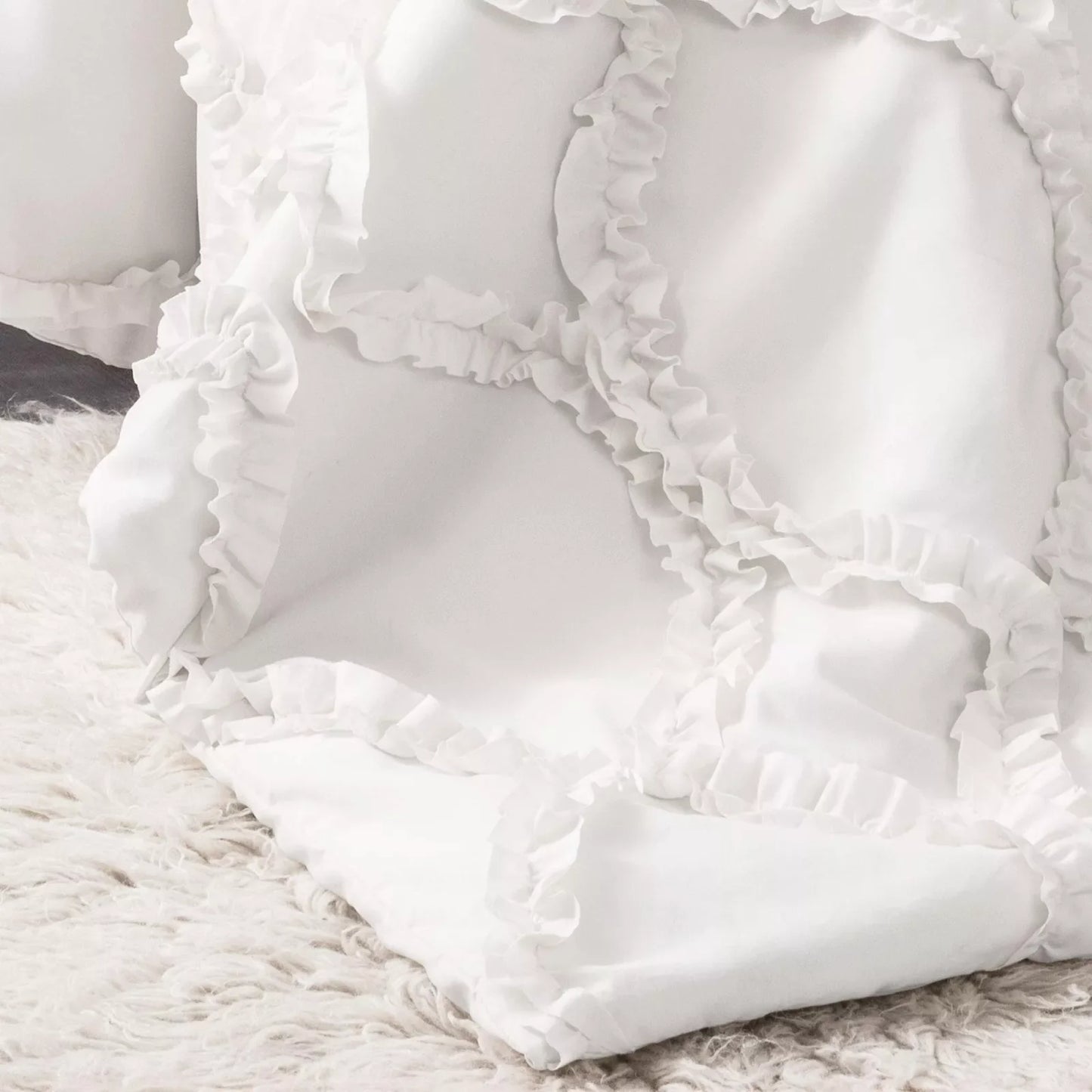 Three Piece King Comforter Set